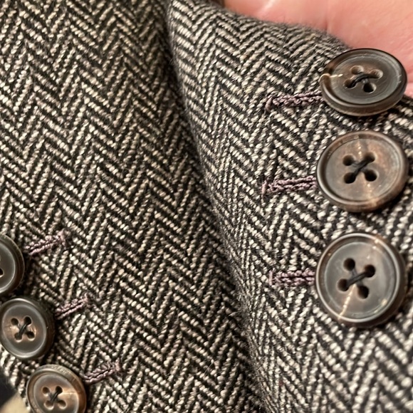 Ermenegildo Zegna Cashmere Herringbone Pattern Sport Coat US Size 52. - Picture 4 of 9